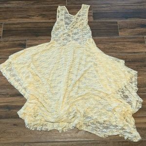 Stretchy, lace flowy dress